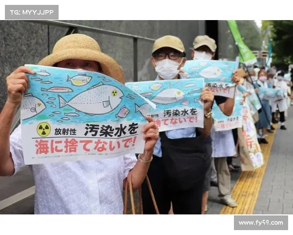 臭鱼抗议引发关注 洛里昂球迷抵制主帅独裁行为勇敢发声 臭鱼抗议引发关注 洛里昂球迷抵制主帅独裁行为勇敢发声